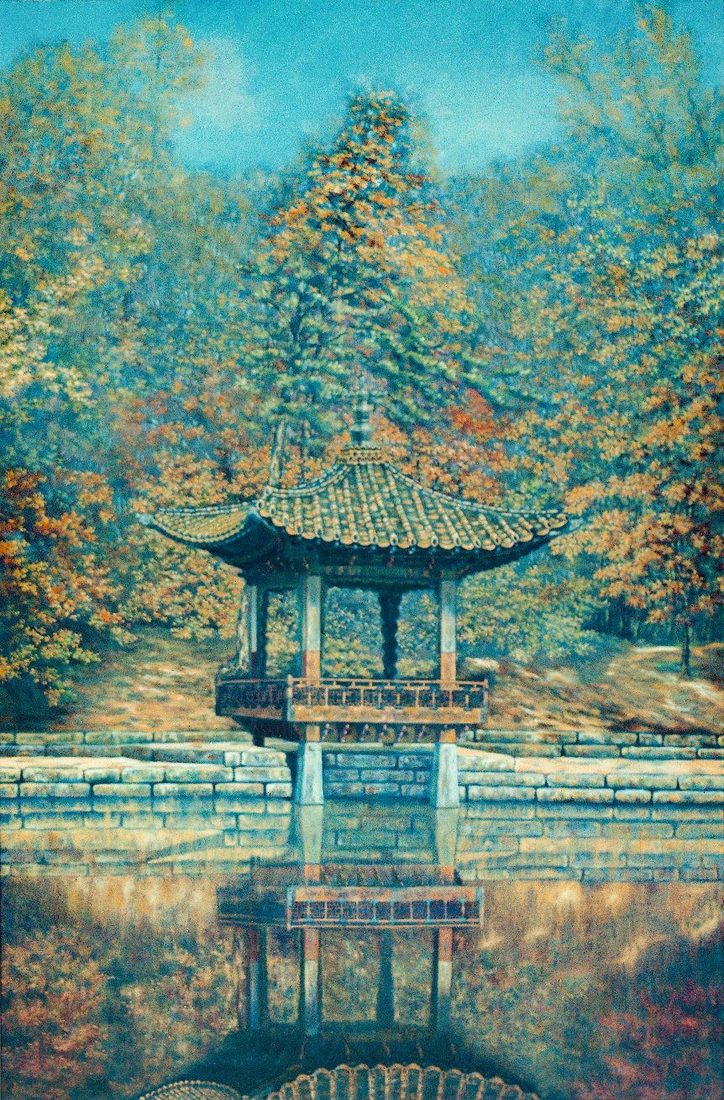 가을 애련정 / Aeryeonjeong Pavilion in Autumn · 1965. 가을빛 나무와 정자, 아래로 비치는 연못. / A pavilion among autumn trees above a reflecting pond.